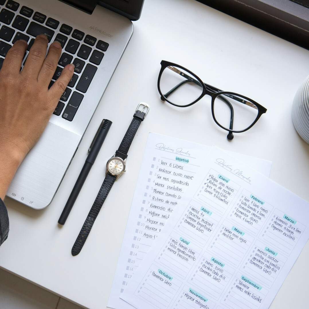 professional using time planner
